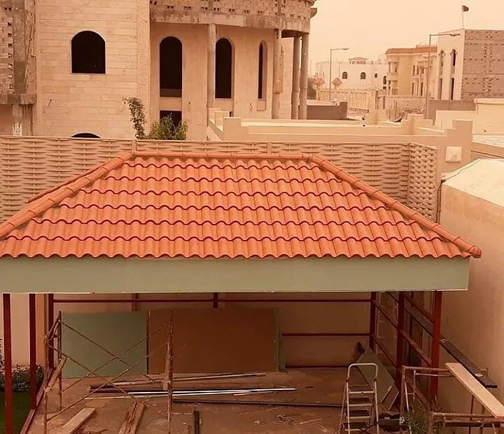 تركيب قرميد بحي الياسمين